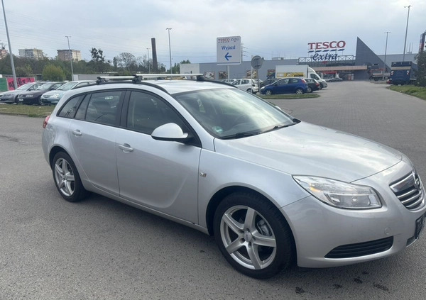 Opel Insignia cena 22999 przebieg: 240000, rok produkcji 2011 z Kowalewo Pomorskie małe 326